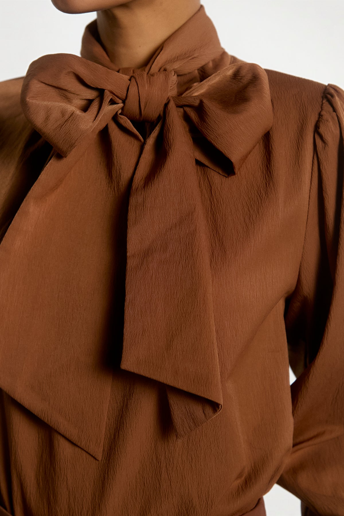 Bowi blouse bruin