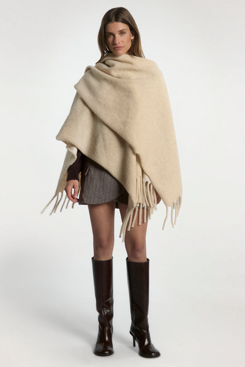 Mila poncho creme