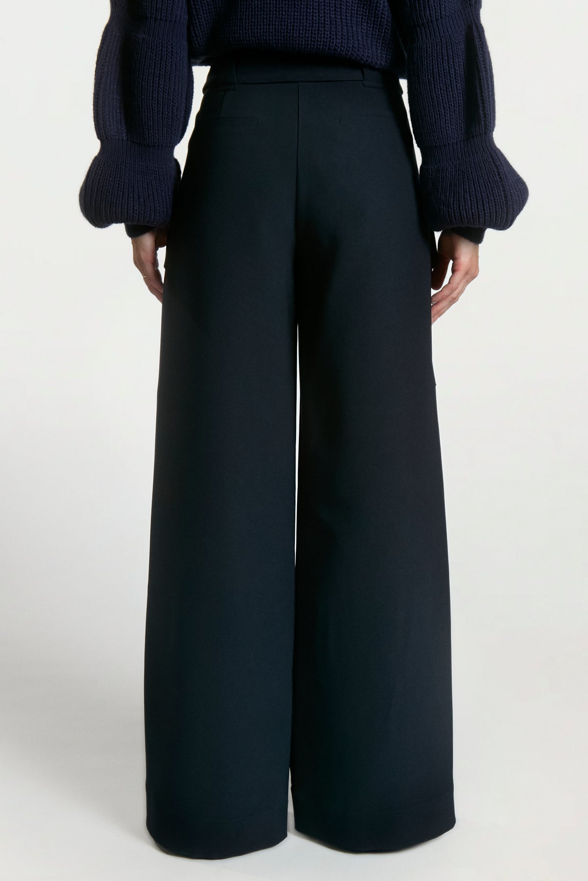 Elvar dark blue trousers