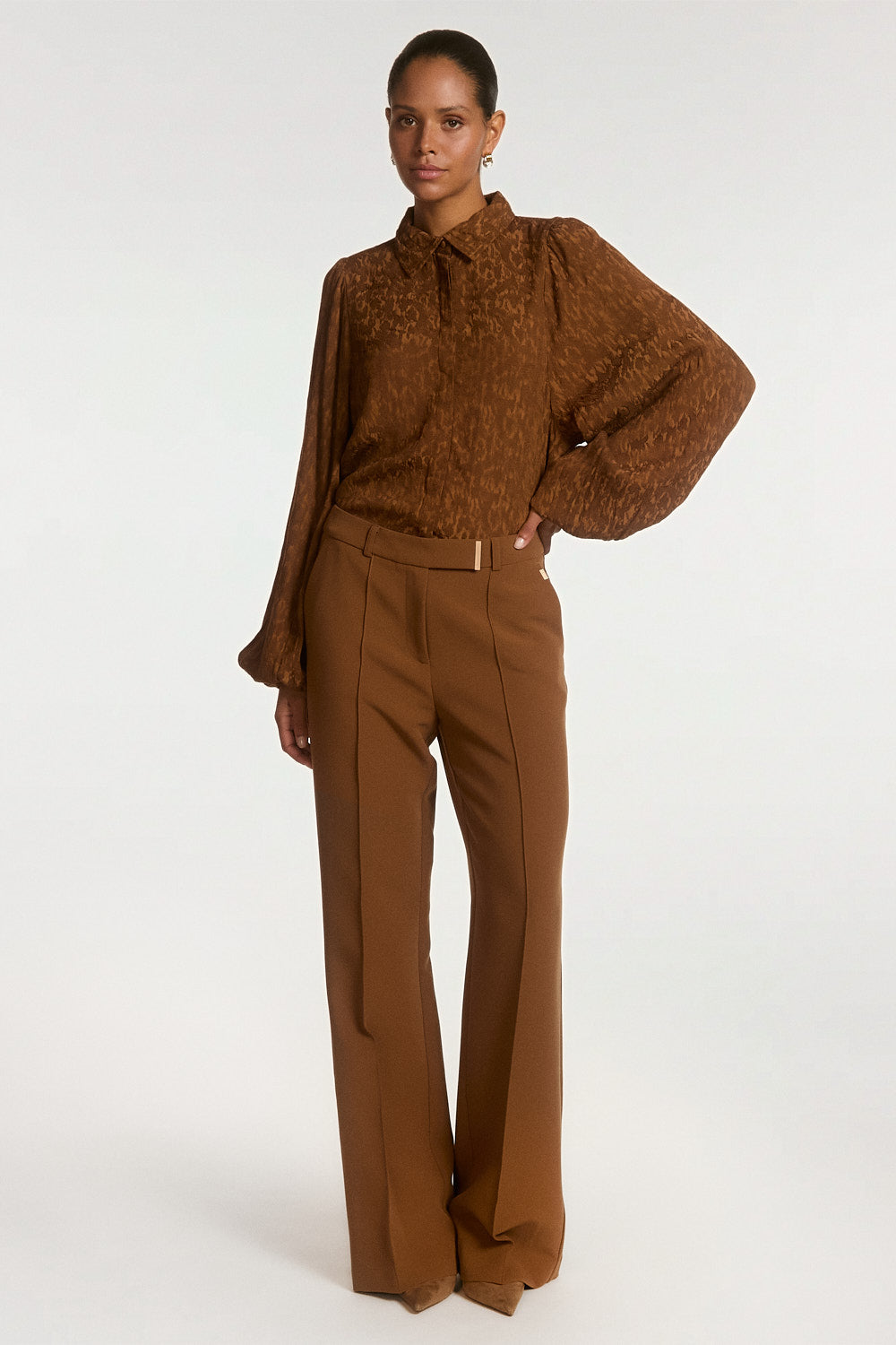 Rose blouse brown