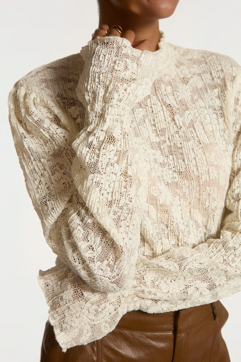 Tory plisse top cream