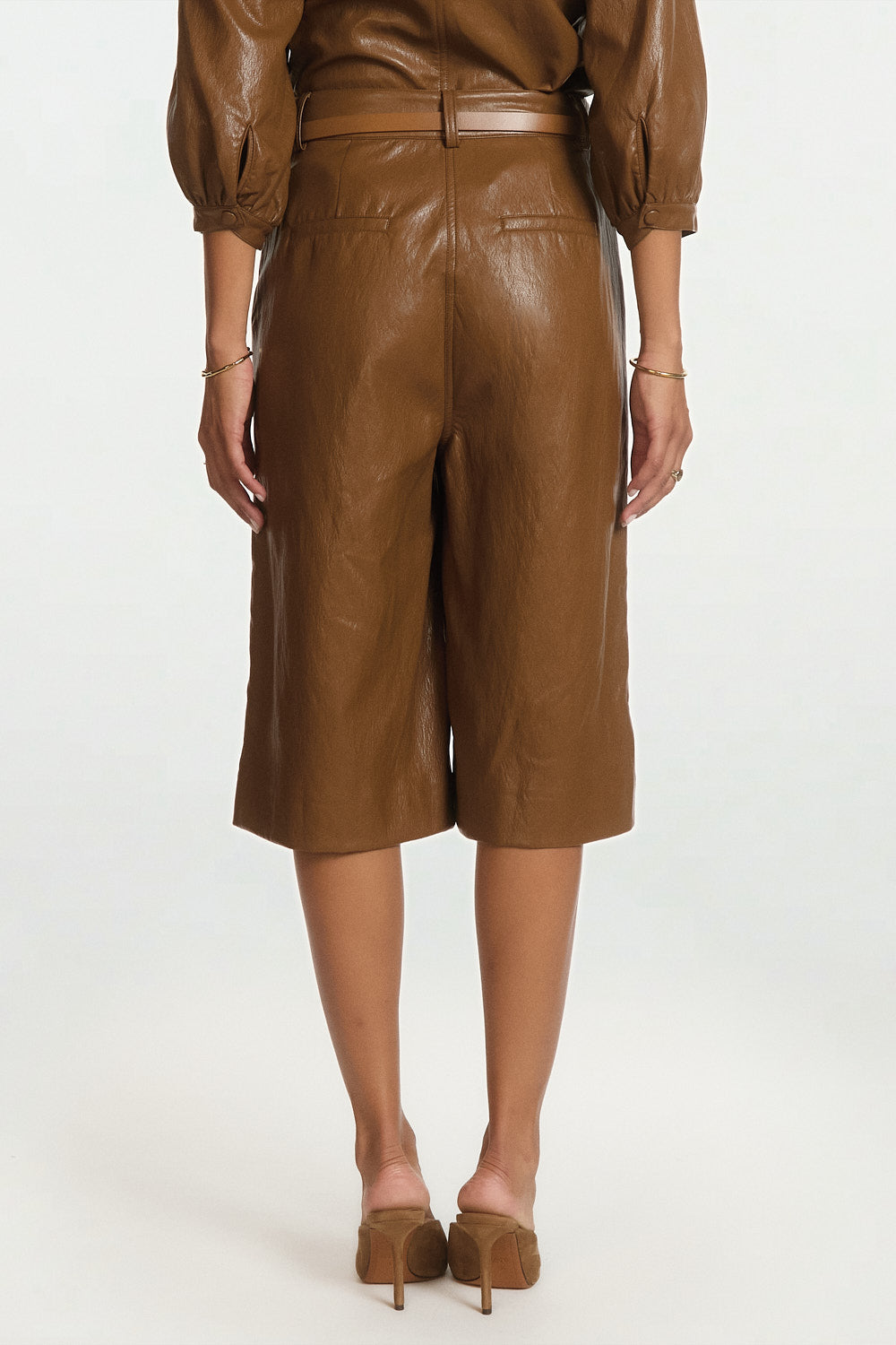Inaya PU shorts brown