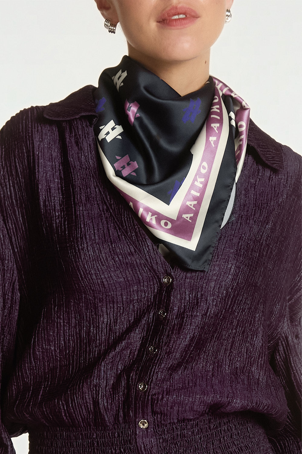 Scarf dark blue