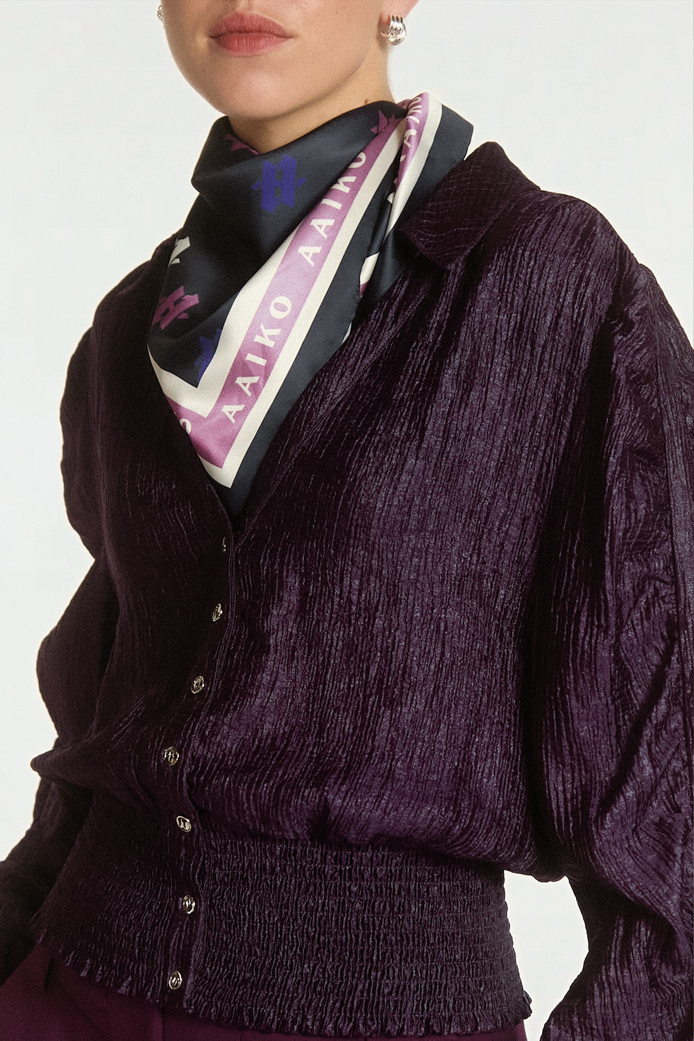 Scarf dark blue