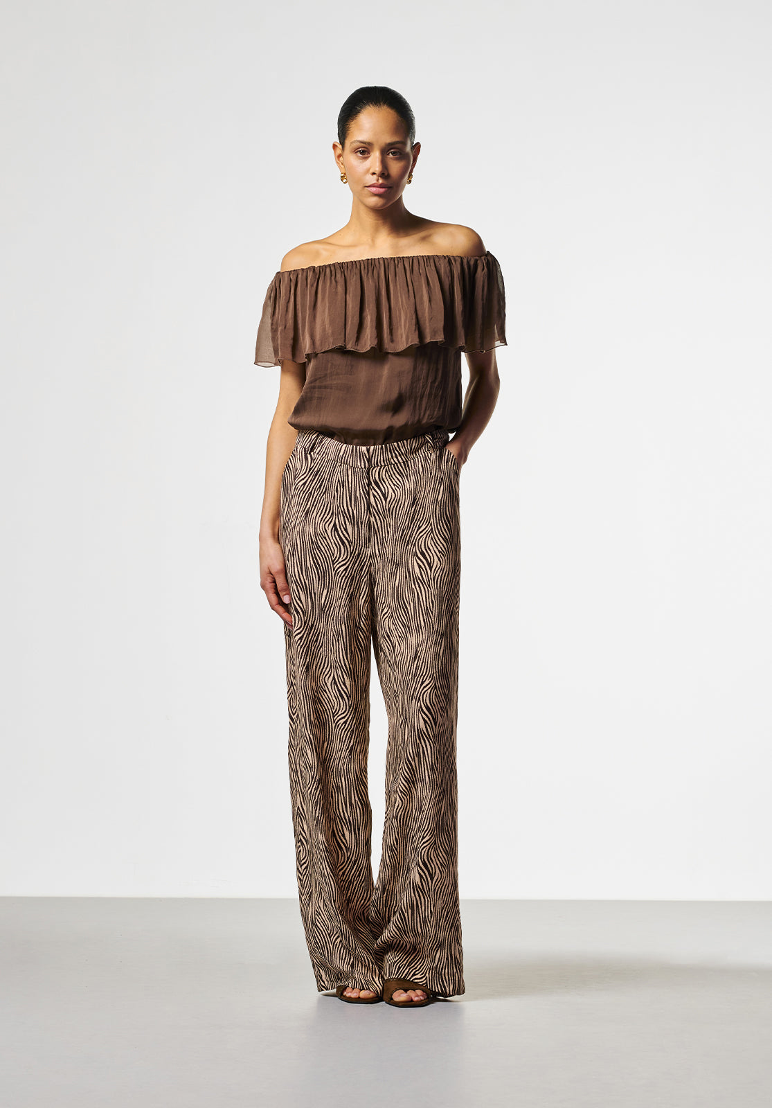 パンツ aico Trousers - The must-have women's trousers – AAIKO