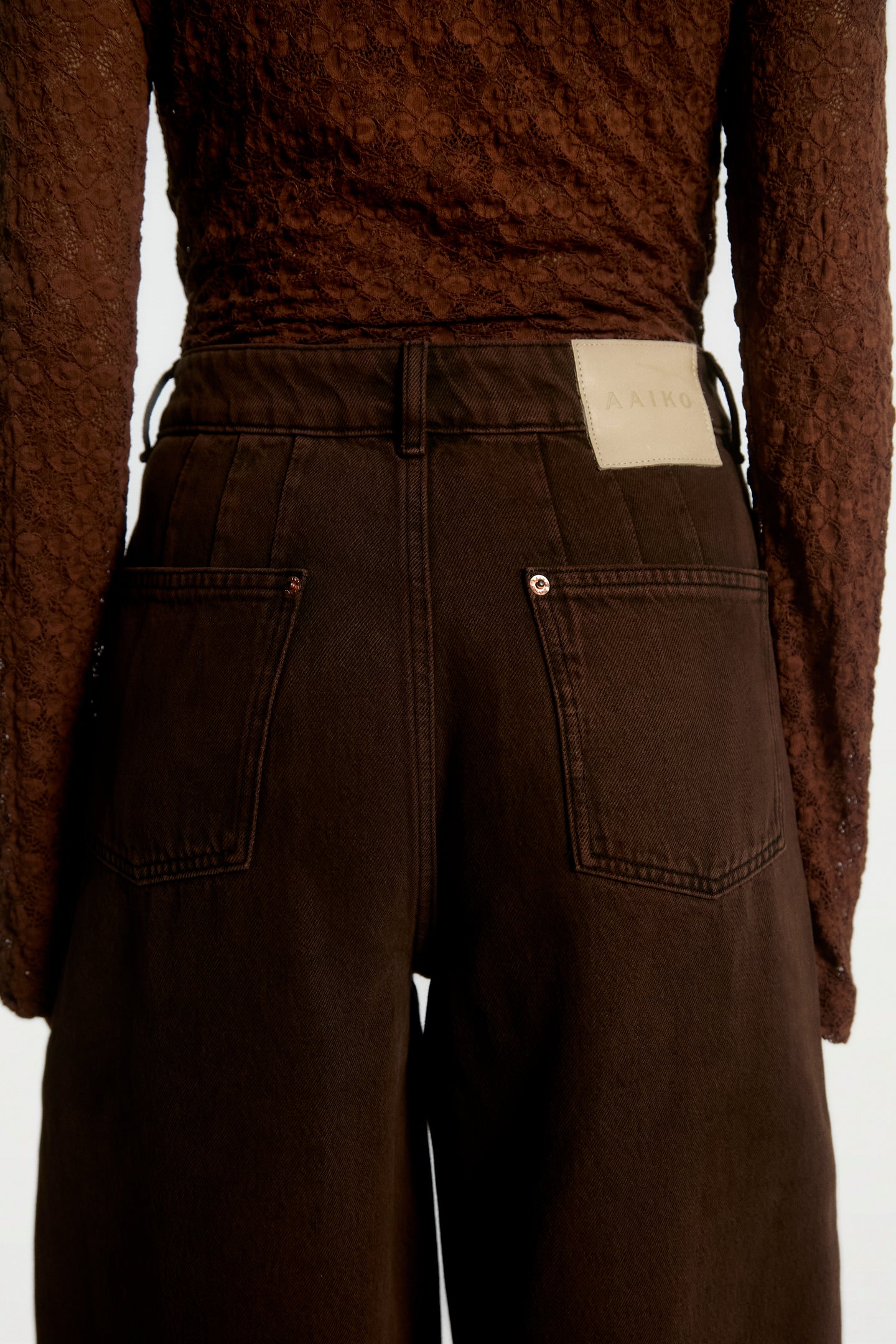 Daley barrel jeans bruin