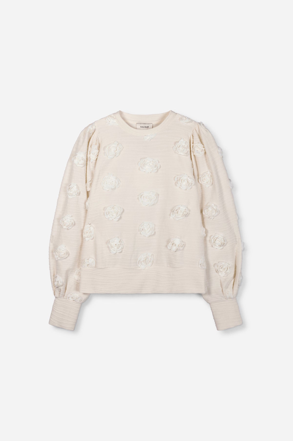 Isha top cream