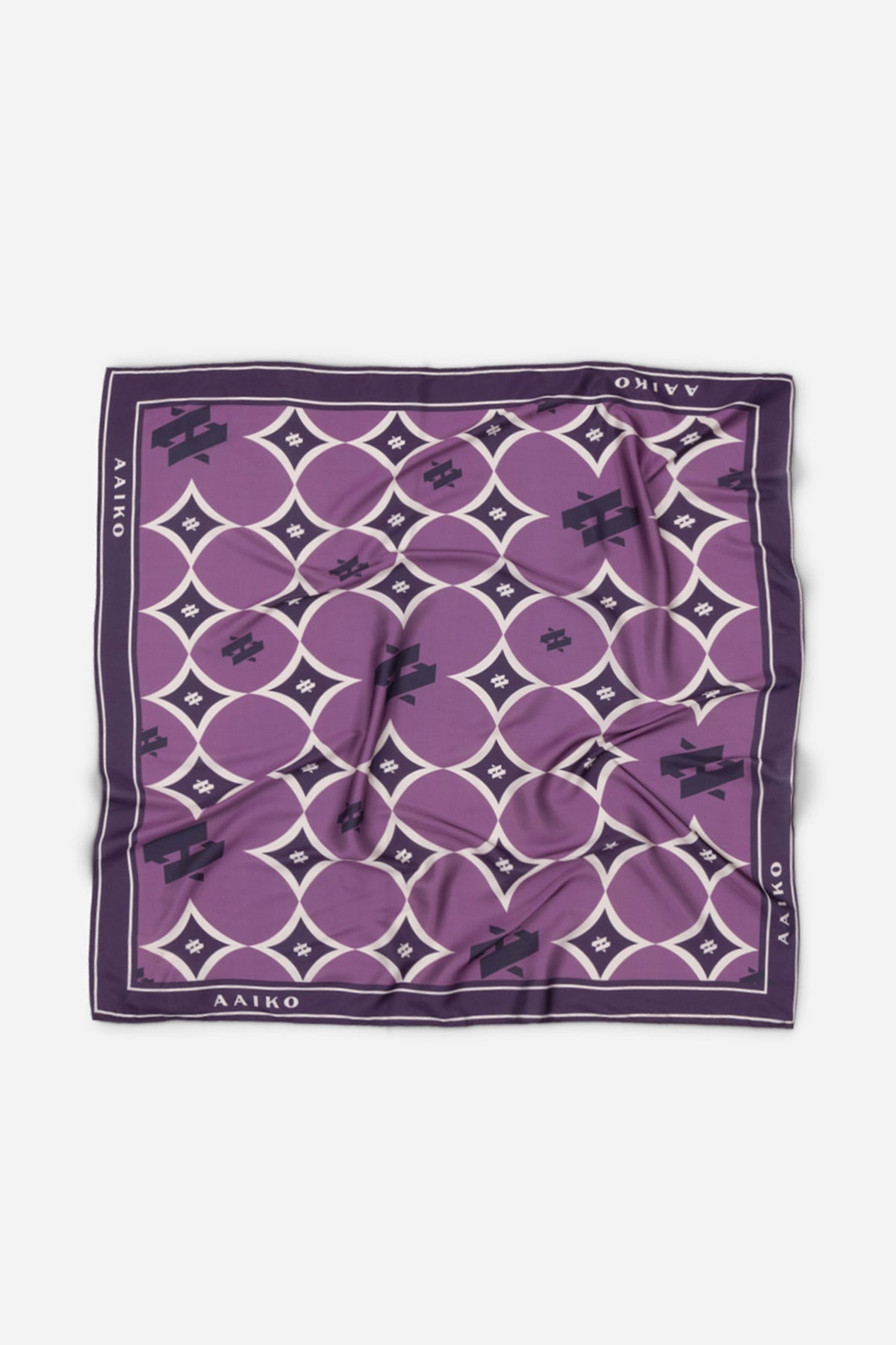 Scarf plum